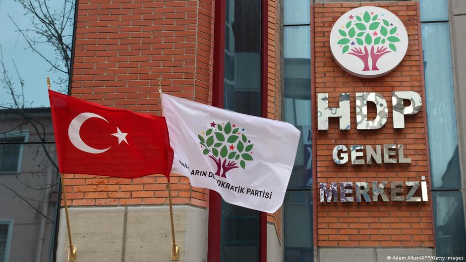 HDP AYM'ye yine erteleme müracaatında bulundu