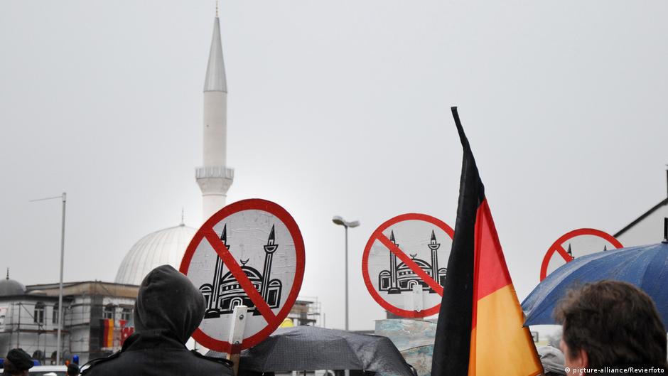 Almanya'da İslam düşmanı cürümlerde artış