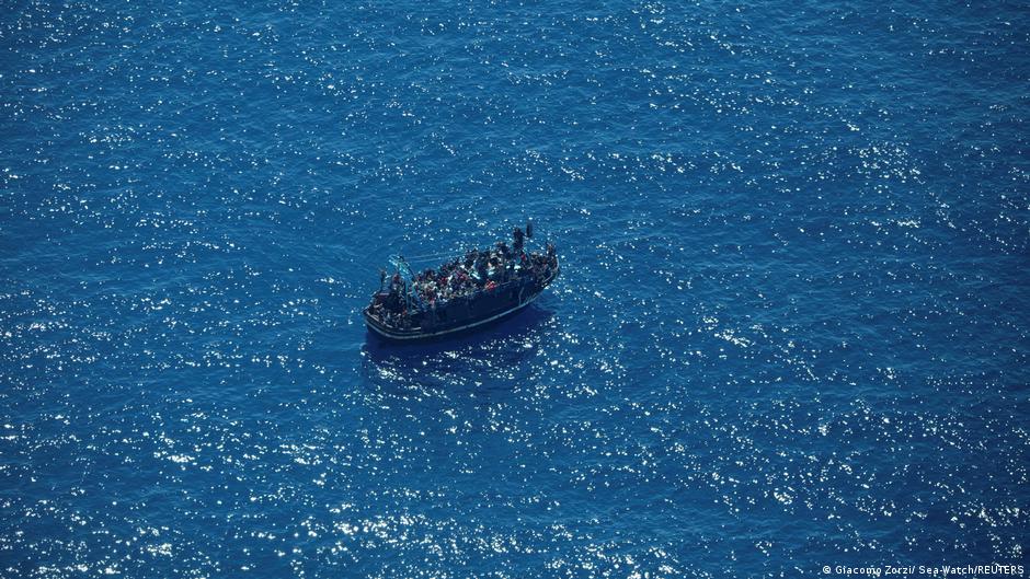 Ege Denizi'nde 200 sistemsiz göçmen yakalandı