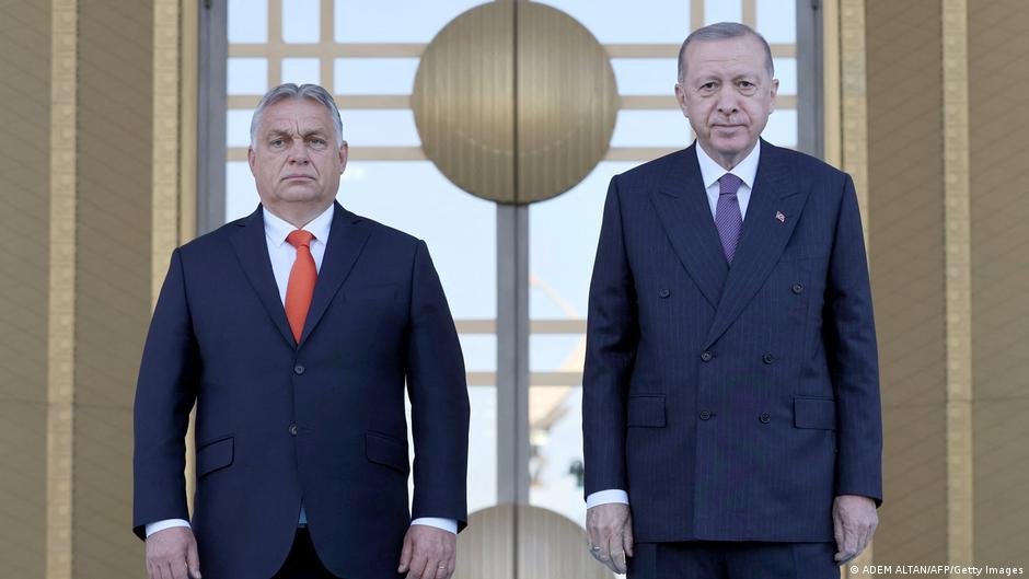Erdoğan Macaristan'da: İki ülke neden benziyor?