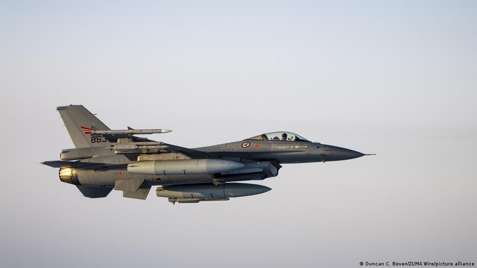 Norveç de Ukrayna'ya F-16'lar hibe edecek