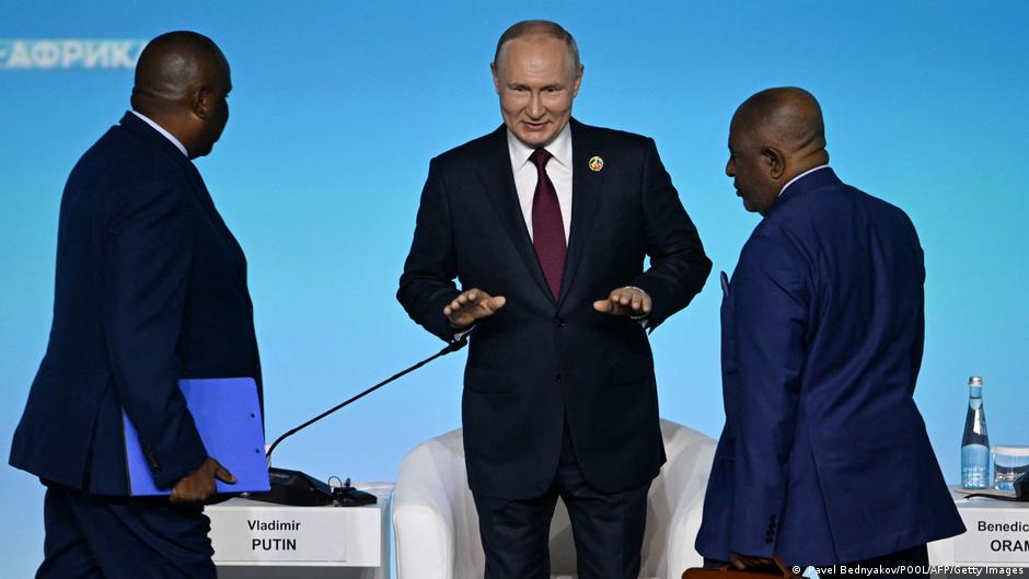 Rusya-Afrika doruğu: Kim ne kazanacak?