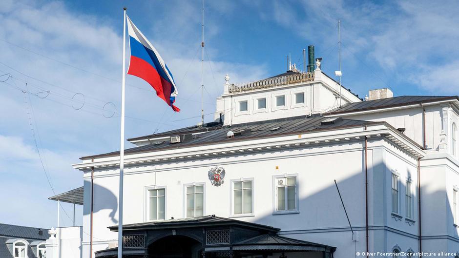Rusya Danimarka'daki konsolosluk faaliyetlerini durdurdu