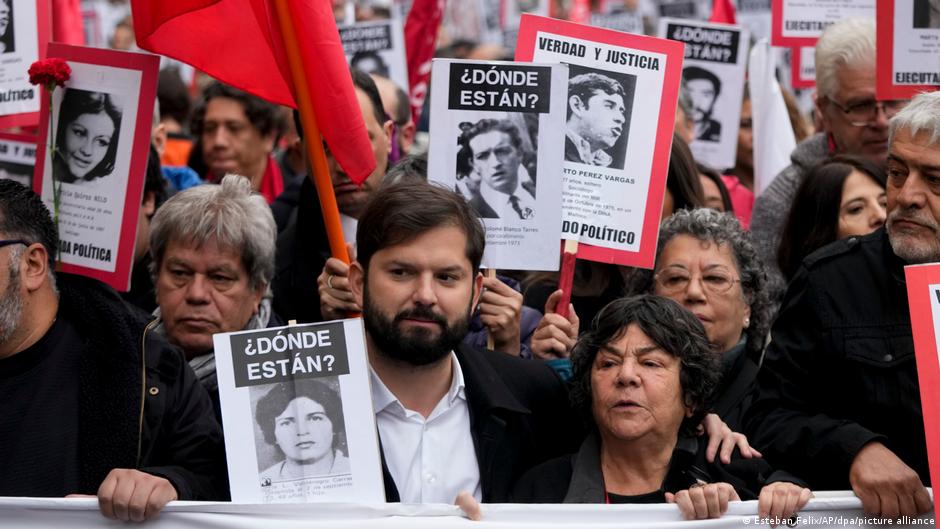 Şili'de askeri diktatörlük kurbanları anıldı