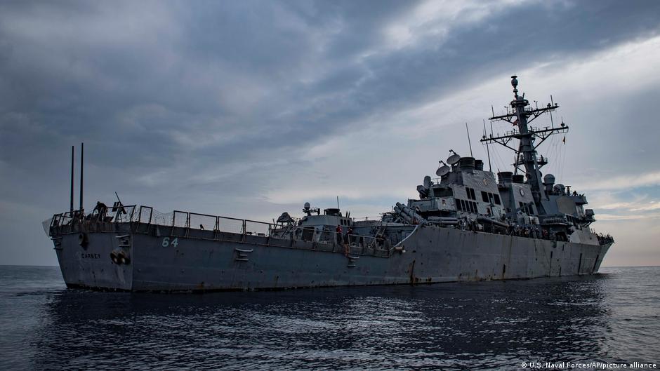 ABD savaş gemisi Yemen'den atılan füzeleri düşürdü