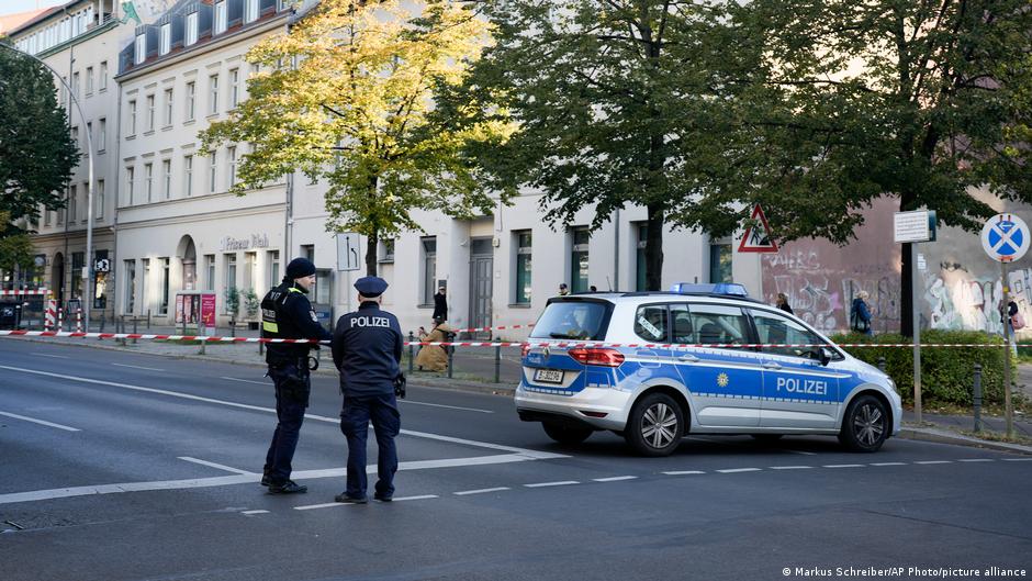 Almanya'da bomba alarmı: ZDF binası tahliye edildi
