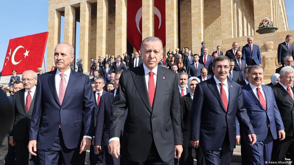 Erdoğan'dan Anıtkabir'e 100. yıl ziyareti