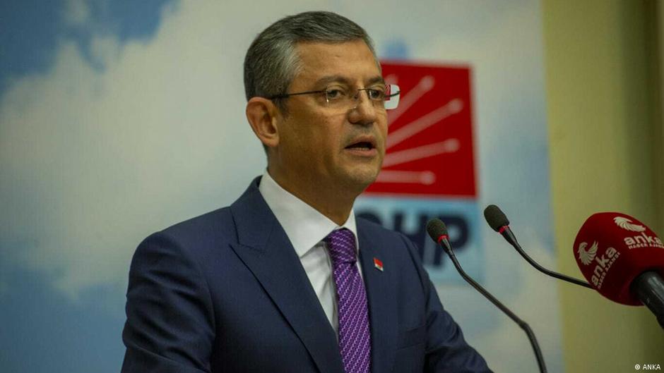 CHP'nin yeni genel lideri Özgür Özel