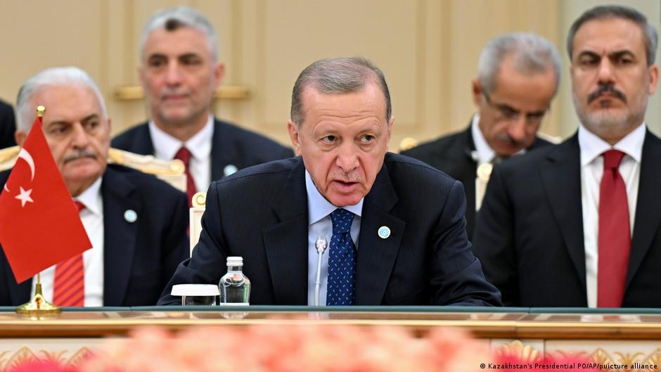 Erdoğan: Holokost utancı Avrupalı başkanları esir almış