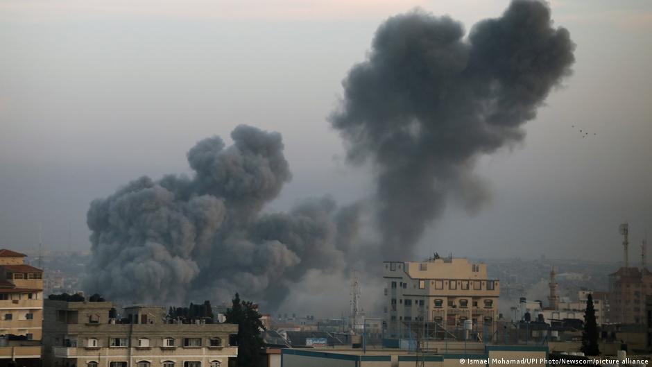 Gazze'de şiddetli çatışmalar: İsrail Han Yunus'u kuşatıyor